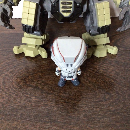 Funko Pop Titanfall 2 Blisk And Legion Vinyl Figur lose #134 Games Series - Bild 2 von 6