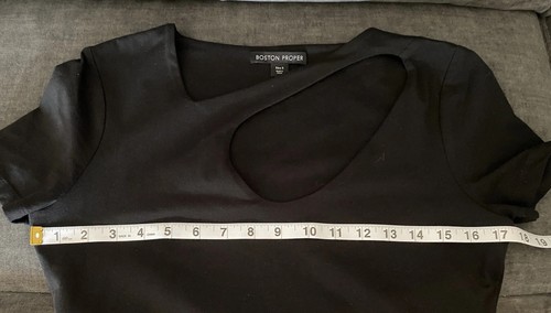 Boston Proper Black T-shirt with Cut-Out Neckline Detail Keyhole Sexy Tee Sz S - Picture 8 of 9