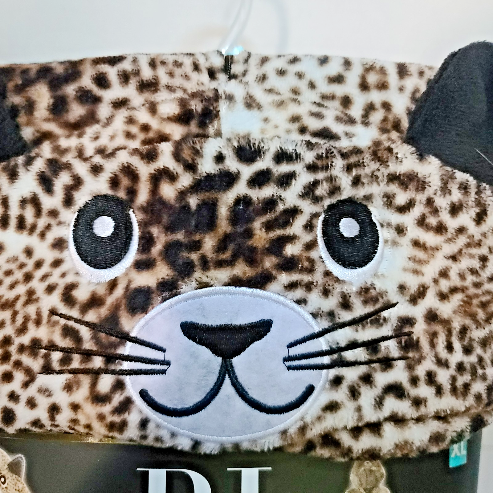 Picture 3 of 12