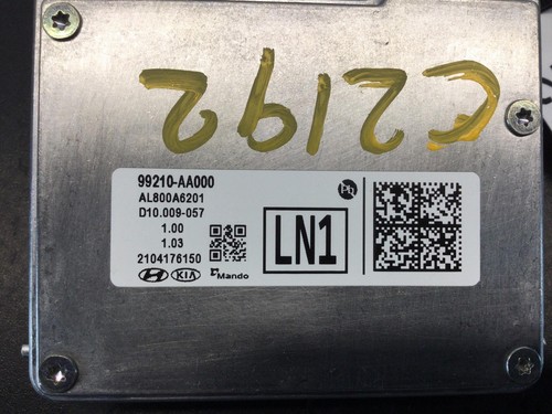 21 22 23 HYUNDAI ELANTRA Camera/projector 99210-AA000 99210AB000 Front Wind OEM - Picture 4 of 5