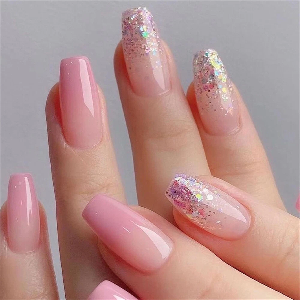 Pink acrylic nails with glitter outlet