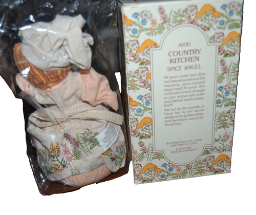 "Muñeca Avon Country Kitchen "SPICE ANGEL"" con aroma a especias NUEVO DE LOTE ANTIGUO SELLADA De colección 1982 - Imagen 2 de 4