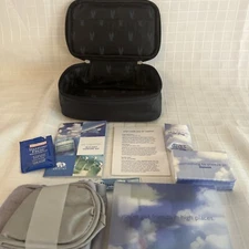 American Airlines Origins Amenity   Kit Toiletry Travel Bag Zippered Navy Blue