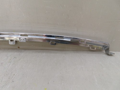 2021-2023 JEEP GRAND CHEROKEE L REAR CENTER BUMPER MOLDING TRIM OEM 6XP47SZ0AA - 第 7/14 張圖片