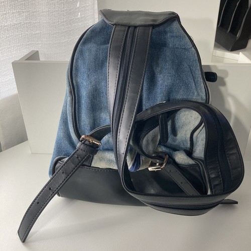 Modische Tasche Rucksack Denim mit viel Platz und Nieten Blumen Damen Sling Bag - Bild 6 von 16