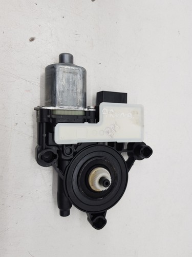 2022 SEAT ARONA FR 5DR REAR LEFT PASSENGER SIDE WINDOW MOTOR OEM 5Q0959407D - Picture 2 of 9