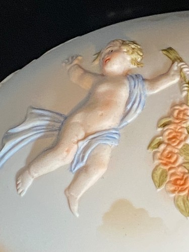 Vintage Andrea By Sadek Porcelain Cherub Egg Trinket Box - Picture 2 of 11