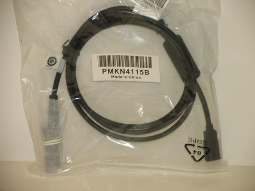 Motorola Programming Cable USB MOTOTRBO XPR3300/3500 P/N PMKN4115B OEM - Picture 1 of 3