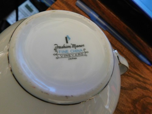 Lovely Vintage Fashion Manor Vinyeard Fine China Japan Sugar Bowl & Lid - Bild 6 von 7