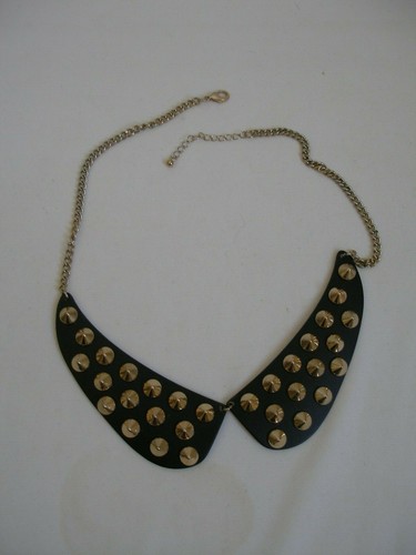 Punk Rock Metal Neck Collar with Spikes Unisex Neck Accessory - Picture 3 of 7