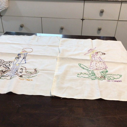 3 cuadros bordados vintage hechos a mano HOLLY HOBBY - Imagen 2 de 6