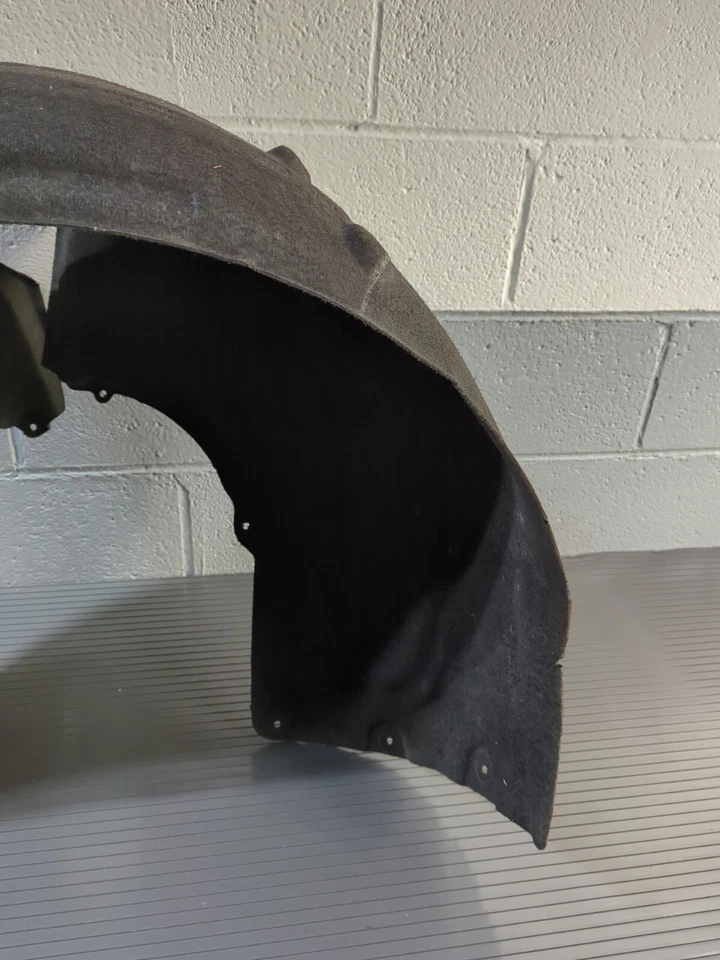 2015-2022 BMW M5 F90 G30 Rear Right Fender Liner Shield Cover OEM *NOTE* - Image 4 of 4