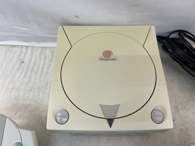 SEGA Dreamcast HKT-3020 Home Console - White