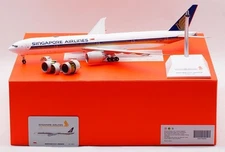 JC Wings EW277W010E Singapore Airlines 777-300ER 9V-SWZ Diecast 1/200 Jet Model