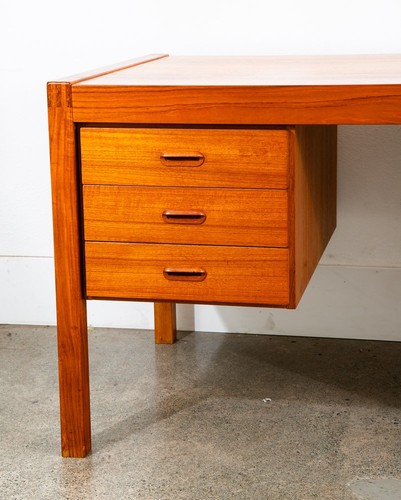 Mid Century Danish Modern Desk Floating 4 Drawer Teak Executive File Large Mcm - Picture 10 of 10