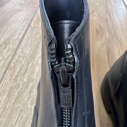 Frye Kelly Front Zip Black Leather Ankle Boots Size 6 - Picture 2 of 9