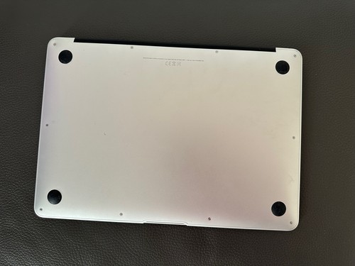 Apple MacBook Air (13 pollici, 2017), A1466, EMC 3178 - Foto 2 di 8