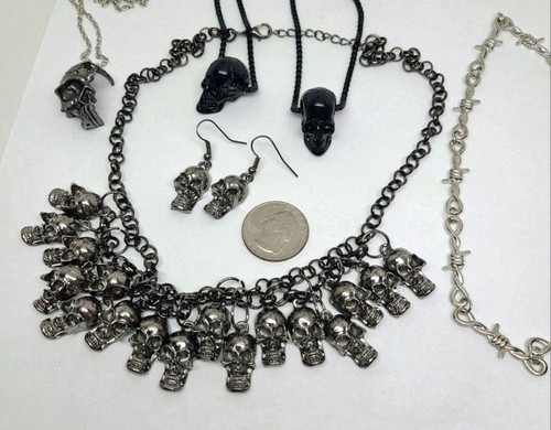 Collar de cadena de calavera humana con pendiente y alambre de púas lote Halloween muerte gótica - Imagen 2 de 8