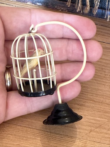 Pappagallo in celluloide vintage IN GABBIA PER UCCELLINI, anni '30 - Foto 2 di 4