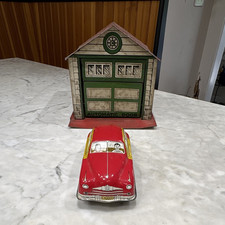 Marx 1950 s Extremely Rare Litho Woody with Friction Mechanism Magic Garage