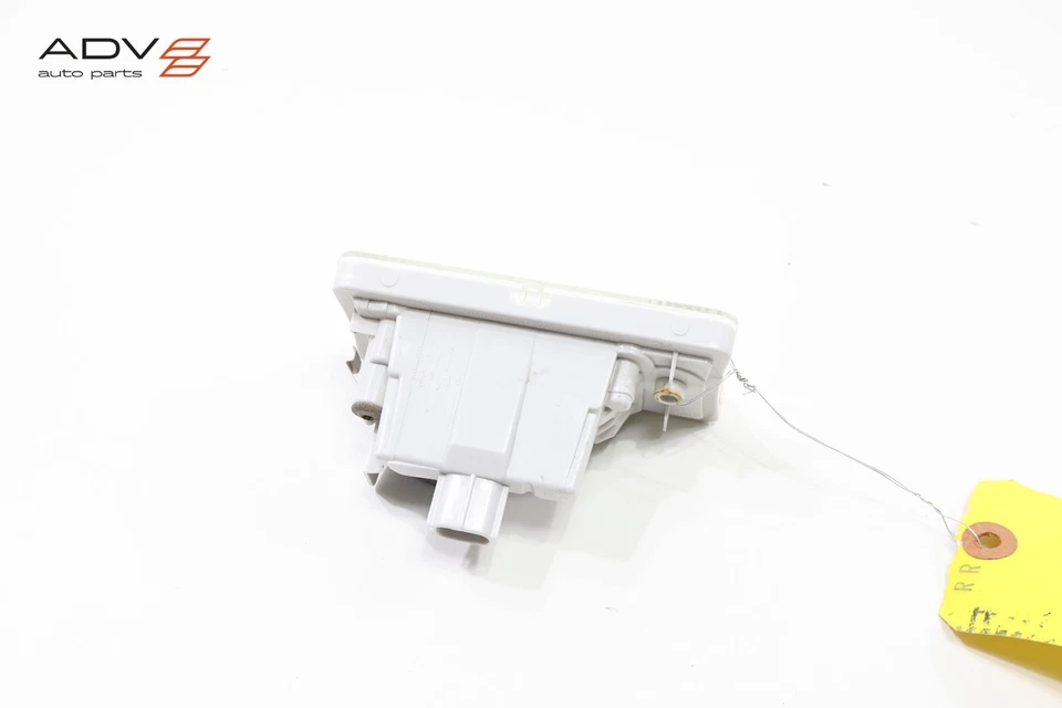 Camión Honda Ridgeline 2017-2025 plataforma lado derecho área de carga luz lámpara OEM Foto 3 de 4