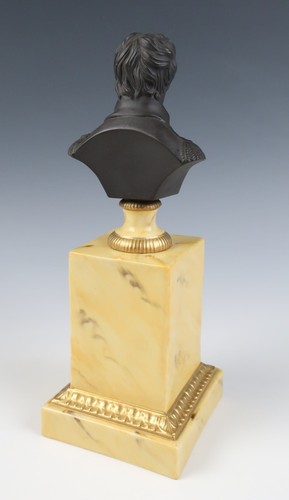 Rare Mottahedeh Black Basalt Style Lord Horatio Nelson Porcelain Bust Admiral - Picture 5 of 11