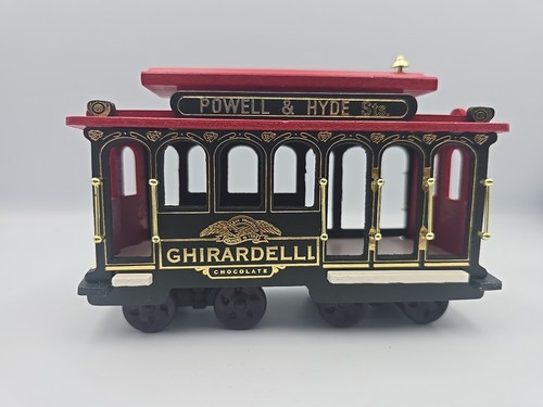 Wooden San Francisco Cable Car Powel & Hyde Streets Replica Pre-Owned