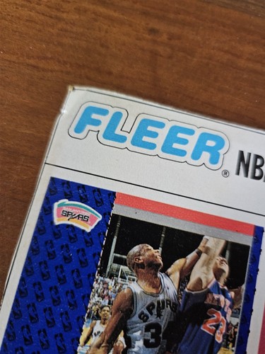 1991 FLEER NBA BASKETBALL CARD COLLECTOR SHEET(1&3 of 8) (9 Cards UNCUT SHEET). - Picture 3 of 8