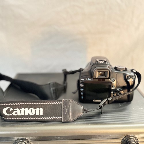 Canon EOS 400D 10.1 MP Digital SLR Camera - Black (Kit with EF-S 18-55mm Lens) - Picture 6 of 11