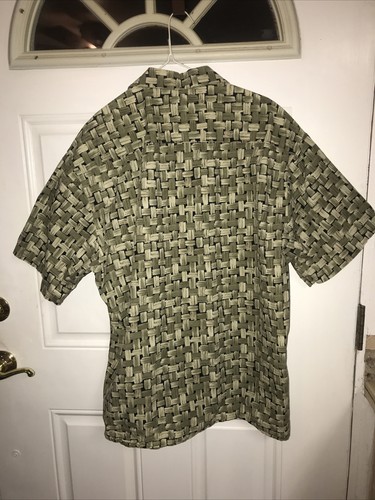 Batik Bay Size L Tropical Cotton Shirt Short Sleeves Button Up Woven Bamboo - Picture 3 of 6