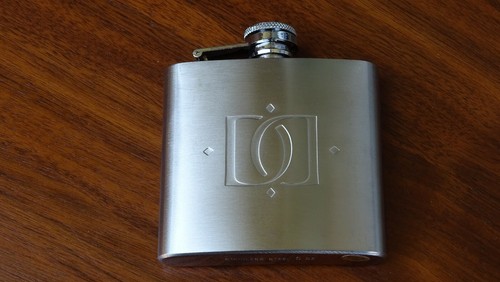 Drambuie New Stainless steel bottle drink flask 5 .oz - Picture 2 of 5