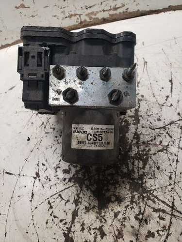 2010 Kia Soul ABS Anti-Lock Brake Pump Assembly 2.0L W/O Sport Suspension Option - Picture 2 of 8