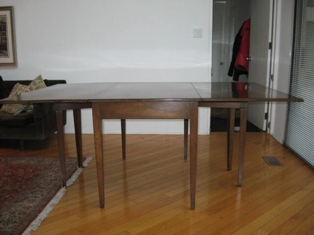Mesa de comedor Kittinger Williamsburg estilo caoba hojas caídas Foto 4 de 4