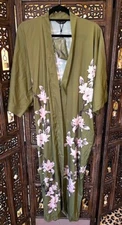 BABEYOND FASHION CLASSIC GREEN FLORAL PRINT NIGHT GOWN ROBE ONE SIZE