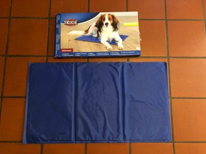 Dettagli Su Tappetino Rinfrescante Per Cani E Gatto Da Casa Auto Trixie 90 X 50 Kuhl Matte