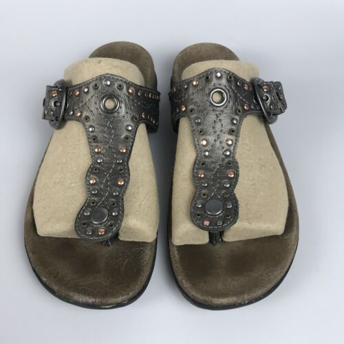 Taos Siren Zehenstegsandalen Damengröße 7 – bronzefarbenes Metallic-Leder mit Nieten - Bild 3 von 10