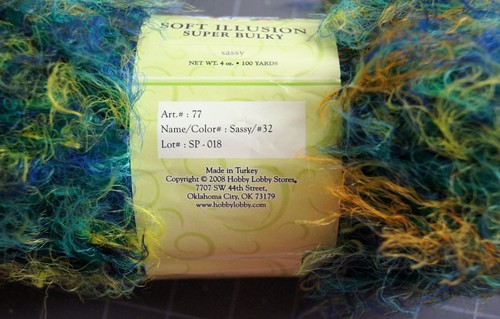 Yarn Bee Soft Illusions Supery Bulky Yarn 4 Oz Skein Sassy - Picture 2 of 3