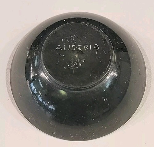 Small Green Spinich Jade Bowl Austria 2 5/8" In Diameter - Picture 6 of 7