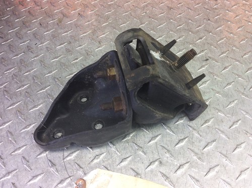 1998 1999 2000 2001 2002 Ford F-150 F150 5.4 Motor Bracket 98 99 00 01 02 C6 - Picture 6 of 9
