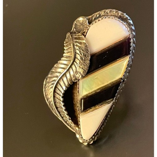 VTG Navajo Inlay Black & White Sz 9 Long Statement Native American Ring Onyx MOP - Picture 5 of 15