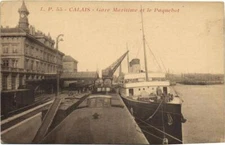 Old postcard Calais - Gare et le Paquebot (180908)