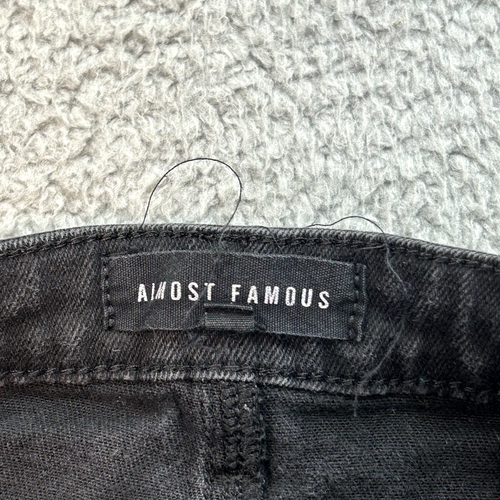 Almost Famous Shorts Women's 9 Black High Rise Distressed Cut-off Fray Hem - Picture 3 of 14