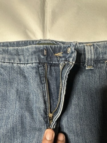 Preowned- Vintage Eddie Bauer Denim Hook Pencil Skirt Womens (Size 12) - Picture 2 of 5