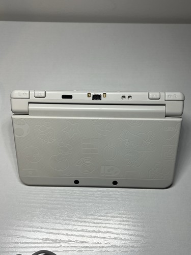 Two New Nintendo 3DS Black Friday Mario Editions - Black and White - Picture 4 of 24