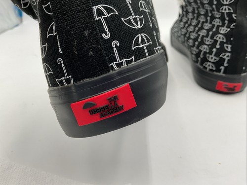 Hot Topic The Umbrella Academy Cosplay hohe Sneakers Größe 10 Unisex  - Bild 8 von 11
