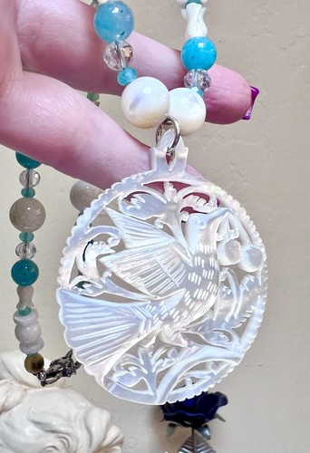 GORGEOUS Sterling Silver Amazonite & Mother Of Pearl Hand-Carved Bird Necklace - Bild 6 von 16