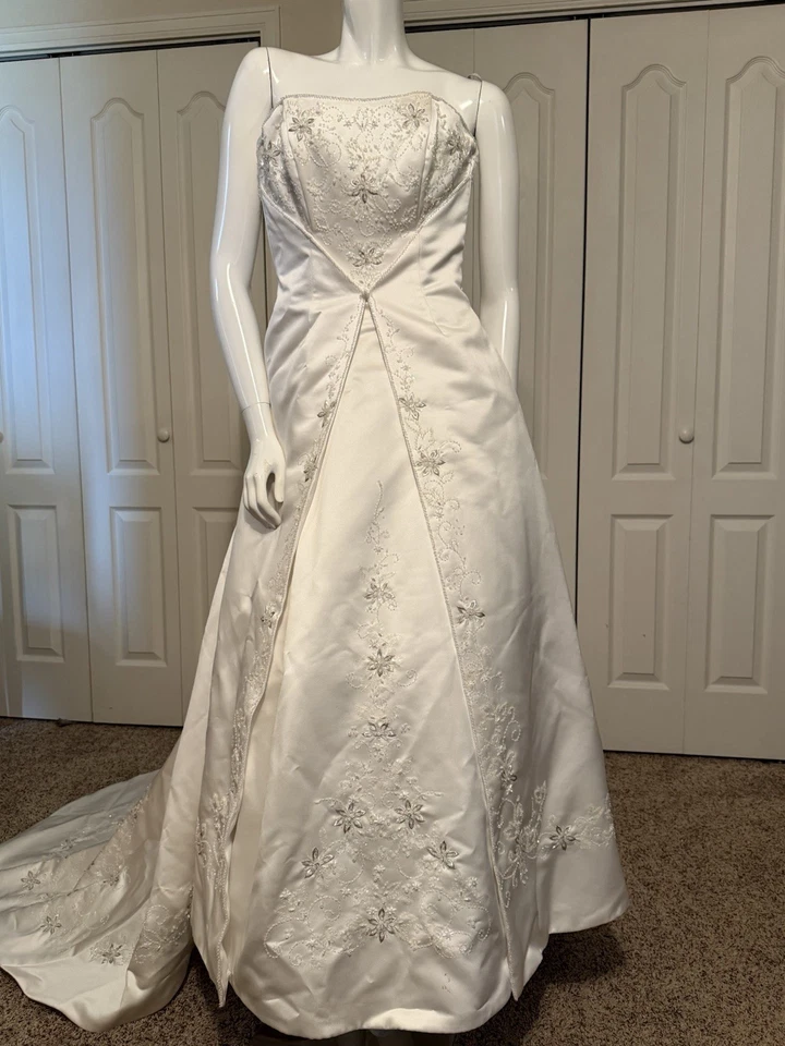 vestido de novia alfred angelo Foto 2 de 4