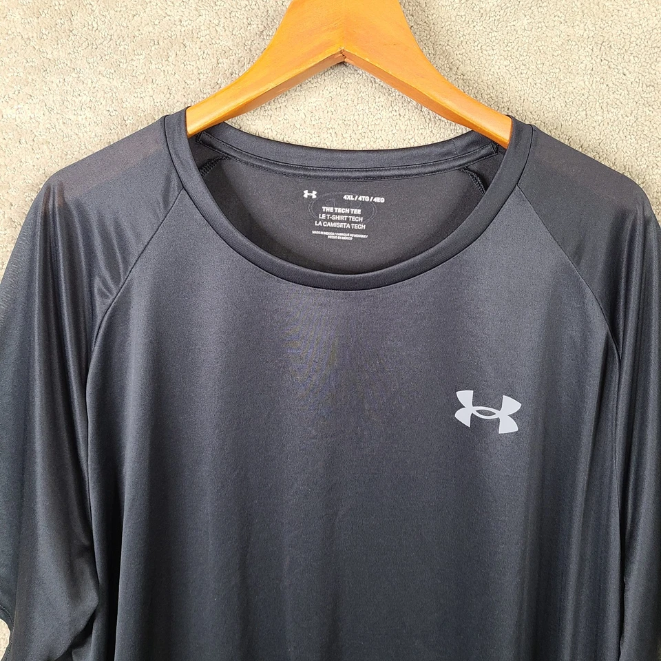Camisa masculina Under Armour 4XL preta The Tech manga curta atlética poliéster - Imagem 2 de 4
