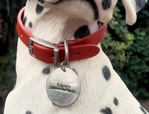 COUNTRY ARTISTS DALMATIAN DOG PRINCE - 2036 - WITH COLLAR & ENGRAVABLE NAME TAG - Picture 3 of 16