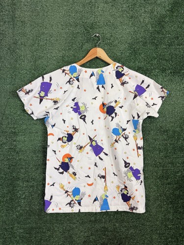 Halloween Scrubs Top Womens S Pumpkins Witches Trick Treat P.L. California - Picture 3 of 7
